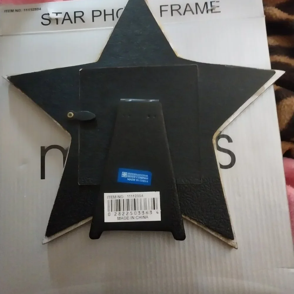 Millenial Star Photo Frame | OS